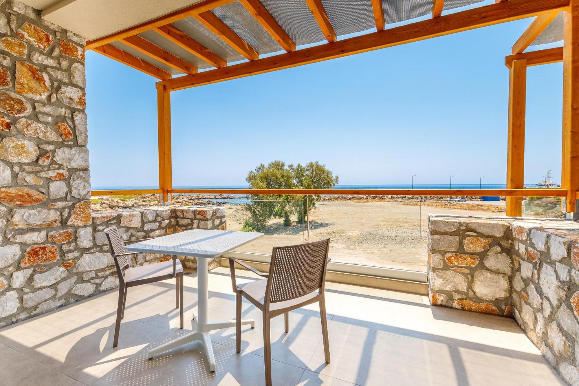 Meli Apartments Paleochora Екстериор снимка